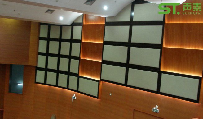 体育馆墙面吸音板