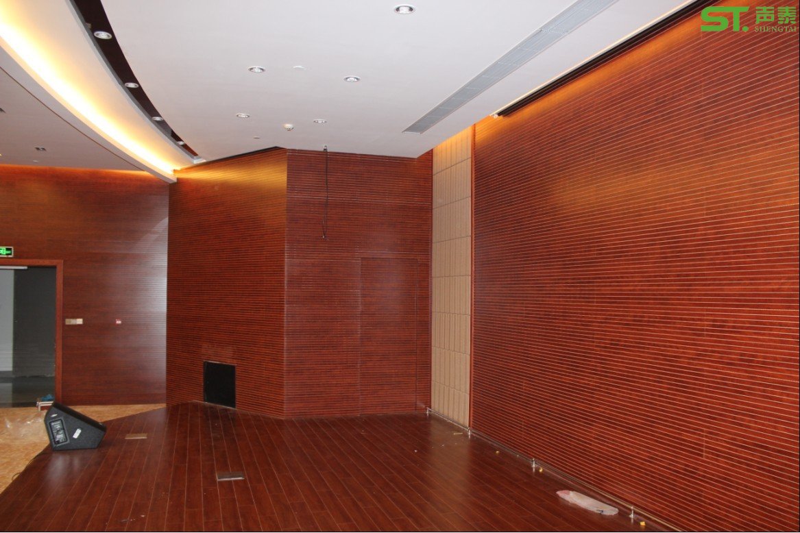 环保木吸音板图片