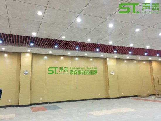 三聚氰胺吸音板与天然木皮吸音板的区别