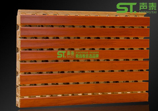 三聚氰胺吸音板与天然木皮吸音板的区别