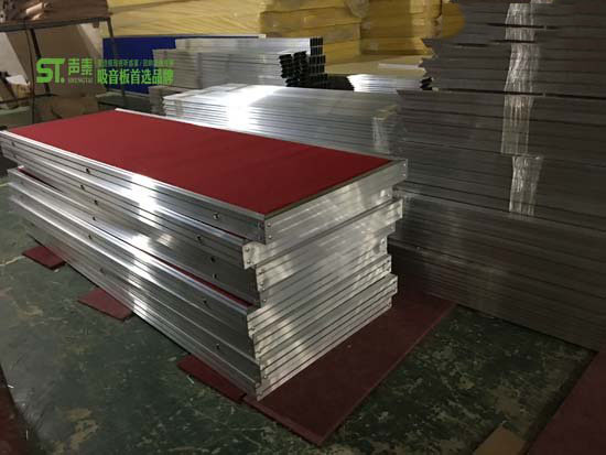 体育馆吊顶吸音板：布艺空间吸声体